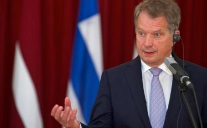 Президент и глава МИД Финляндии выступили против присоединения страны к НАТО